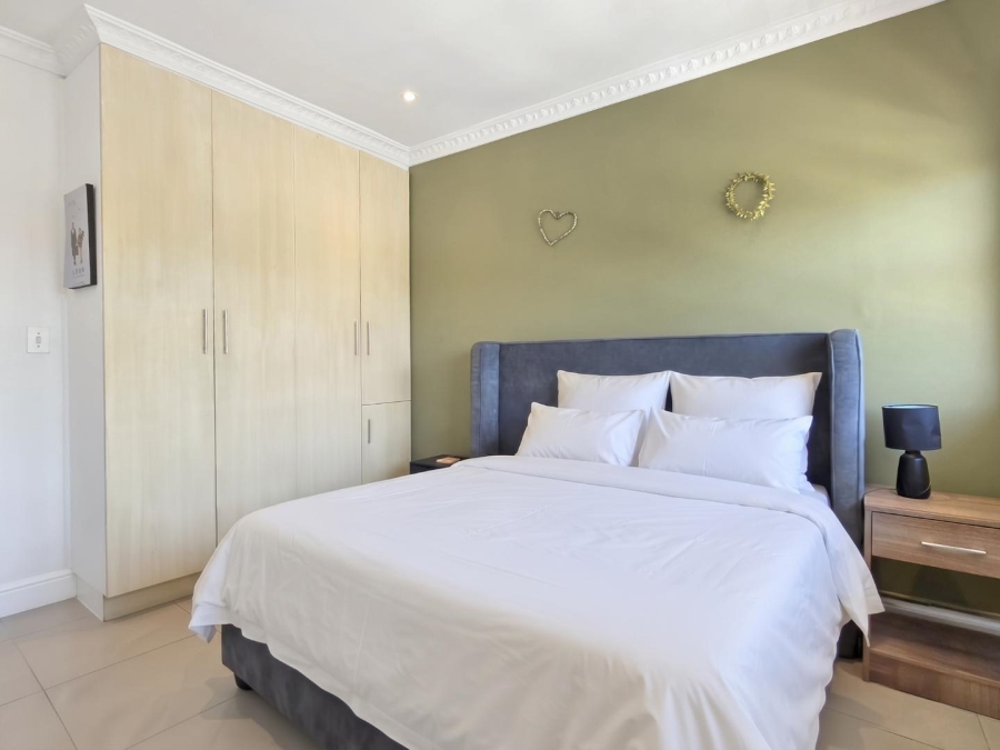 To Let 2 Bedroom Property for Rent in Sea Point Western Cape